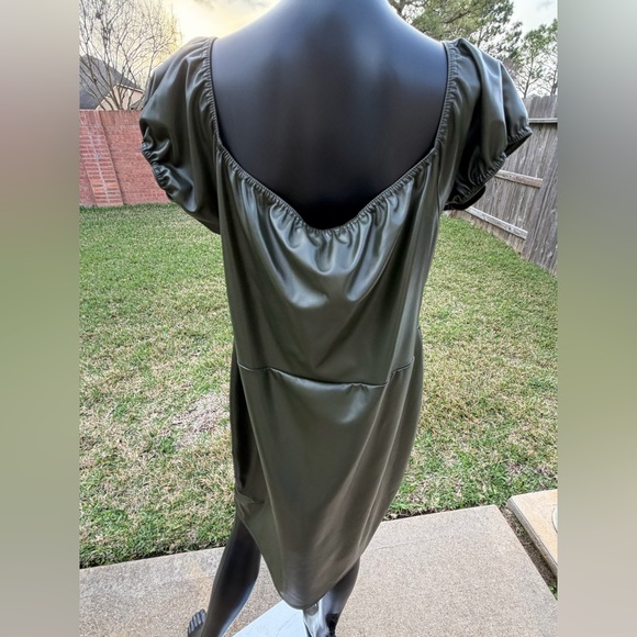 Boohoo Olive Green puff sleeve  Dress - Picture 2 of 6